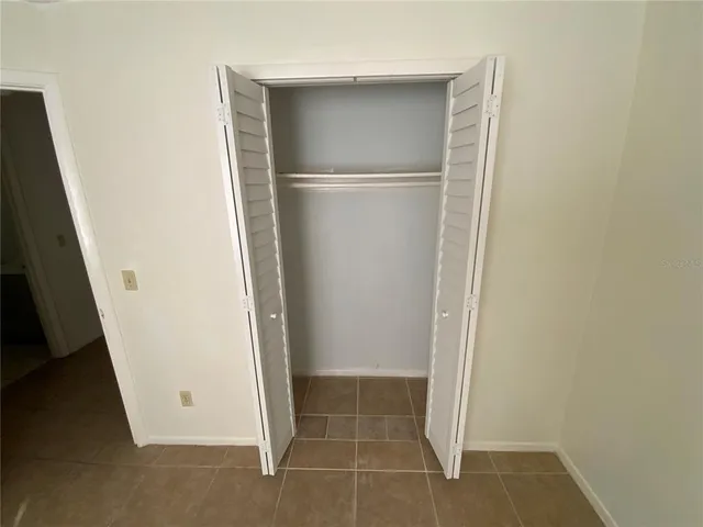 $2,000 | 6132 Sandcrest Circle, Orlando, FL 32819