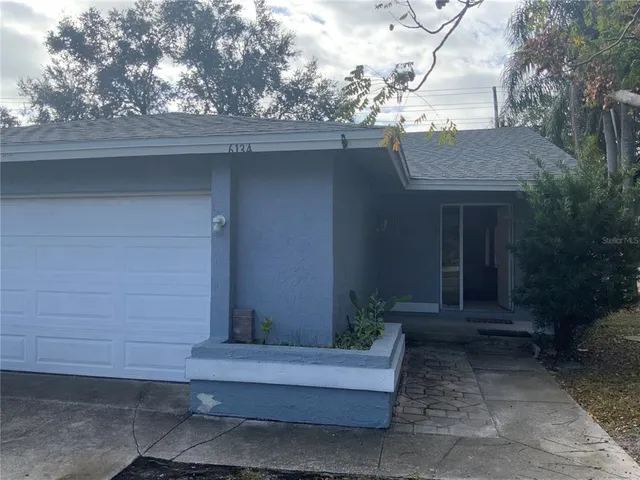 $2,000 | 6132 Sandcrest Circle, Orlando, FL 32819