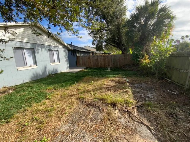 $2,000 | 6132 Sandcrest Circle, Orlando, FL 32819