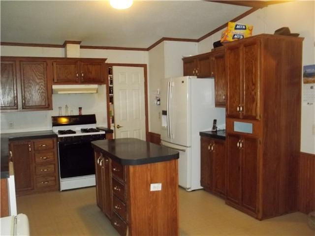 7100 Highway 100 Decaturville, TN 38329 - Photo 11 of 20 Gallery Image 11