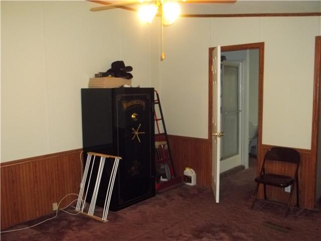 7100 Highway 100 Decaturville, TN 38329 - Photo 18 of 20 Gallery Image 18