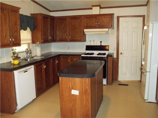 7100 Highway 100 Decaturville, TN 38329 - Photo 5 of 20 Gallery Image 5