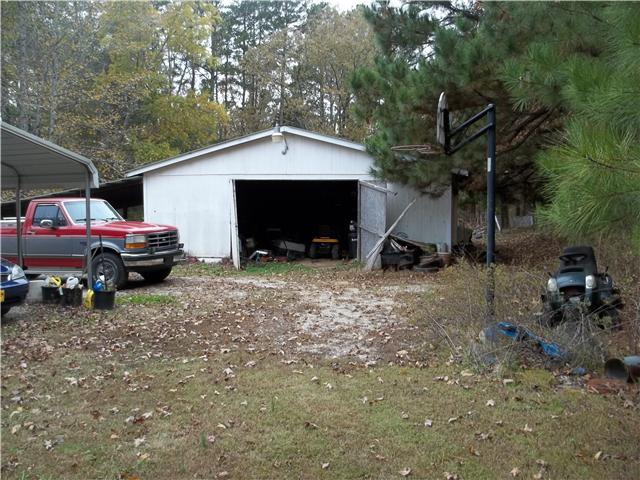 7100 Highway 100 Decaturville, TN 38329 - Photo 10 of 20 Gallery Image 10