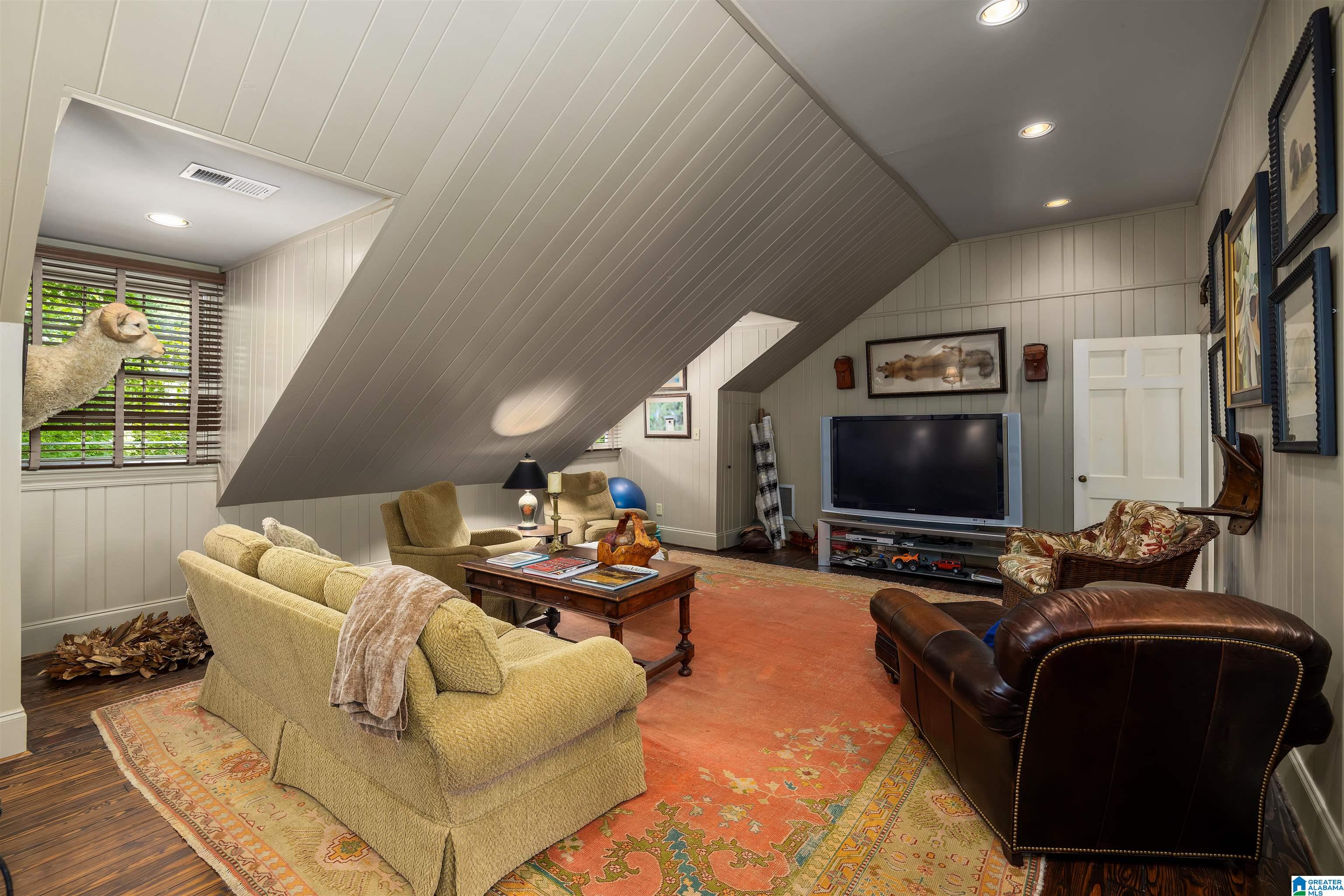 29 Woodhill Road Birmingham, AL 35213 - Photo 66 of 95