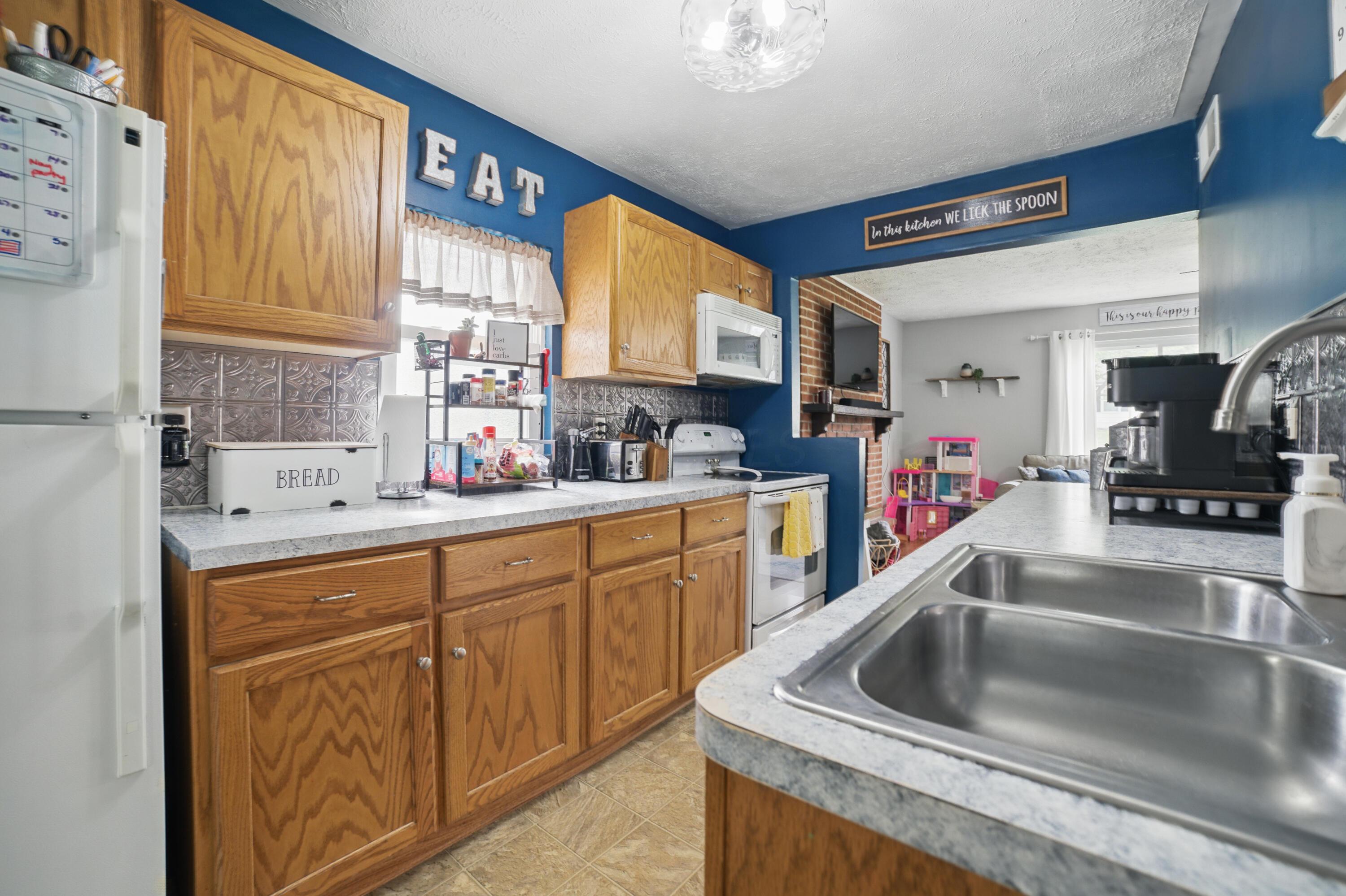 197 Whittier Road Mansfield, OH 44907 - Photo 7 of 25 Photo_005