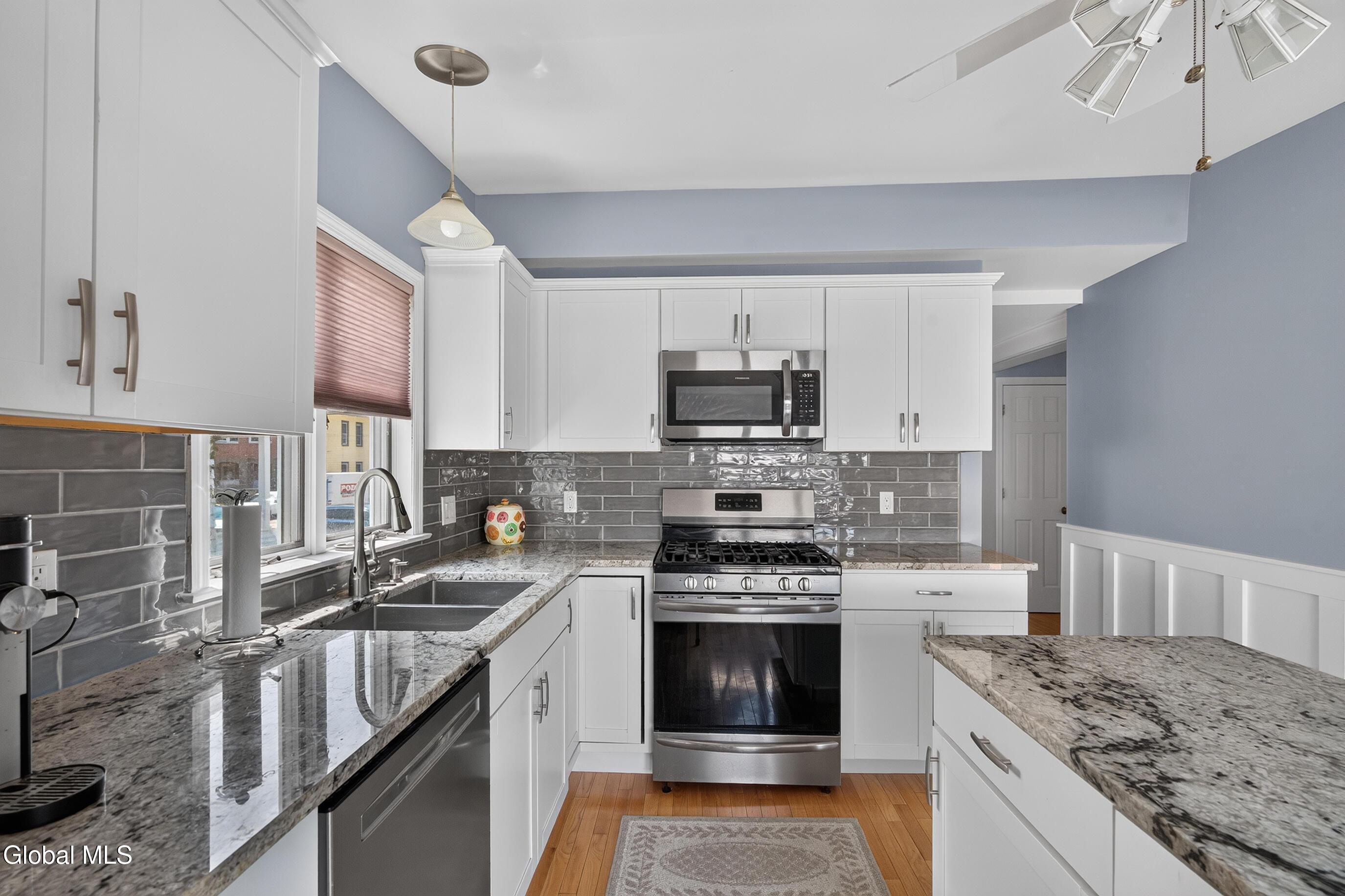 809 Thompson Street Schenectady, NY 12306 - Photo 10 of 37 040-809-Thompson-St-Schenectady-NY-12306