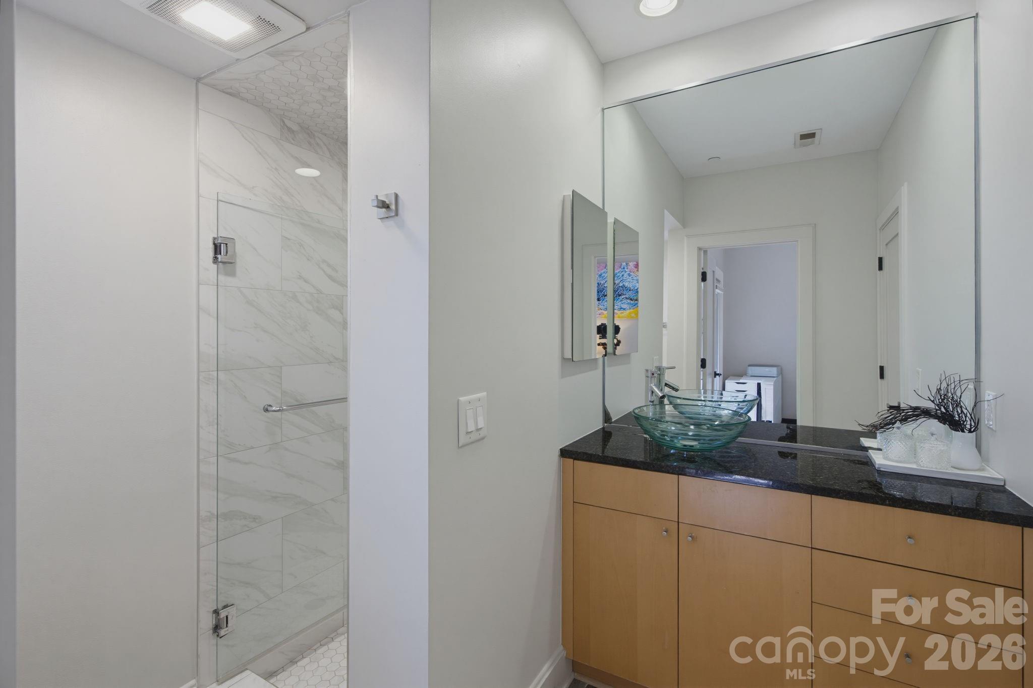420 Queens Road, Unit 10 Charlotte, NC 28207 - Photo 20 of 39
