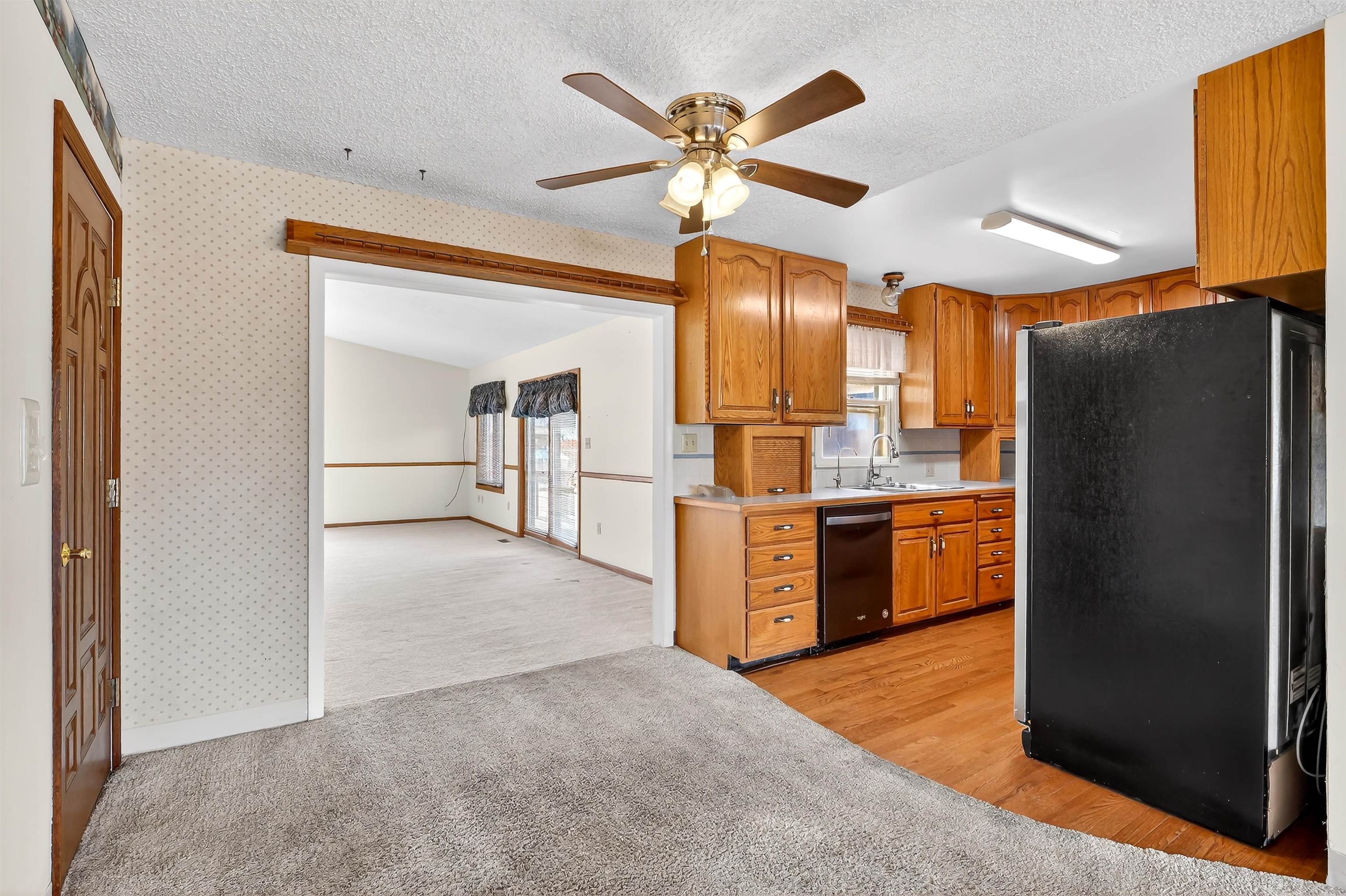 112 Camino Del Rey Torrington, WY 82240 - Photo 11 of 42