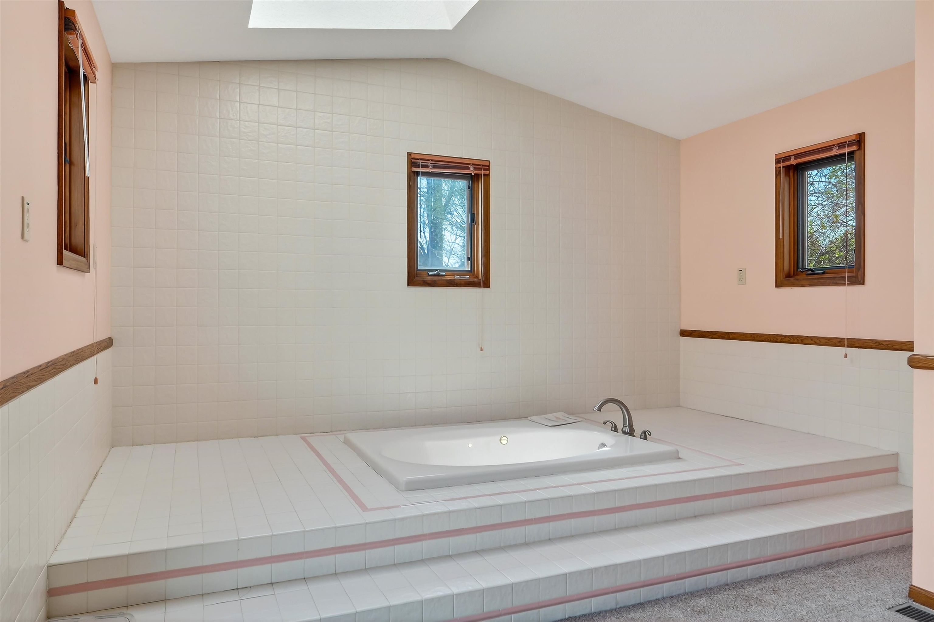 112 Camino Del Rey Torrington, WY 82240 - Photo 18 of 42