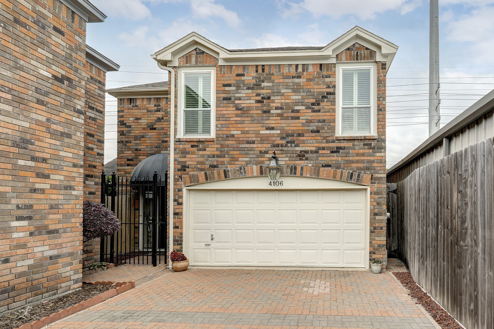 4106 Childress Street Houston, TX 77005 - Photo 3 of 14