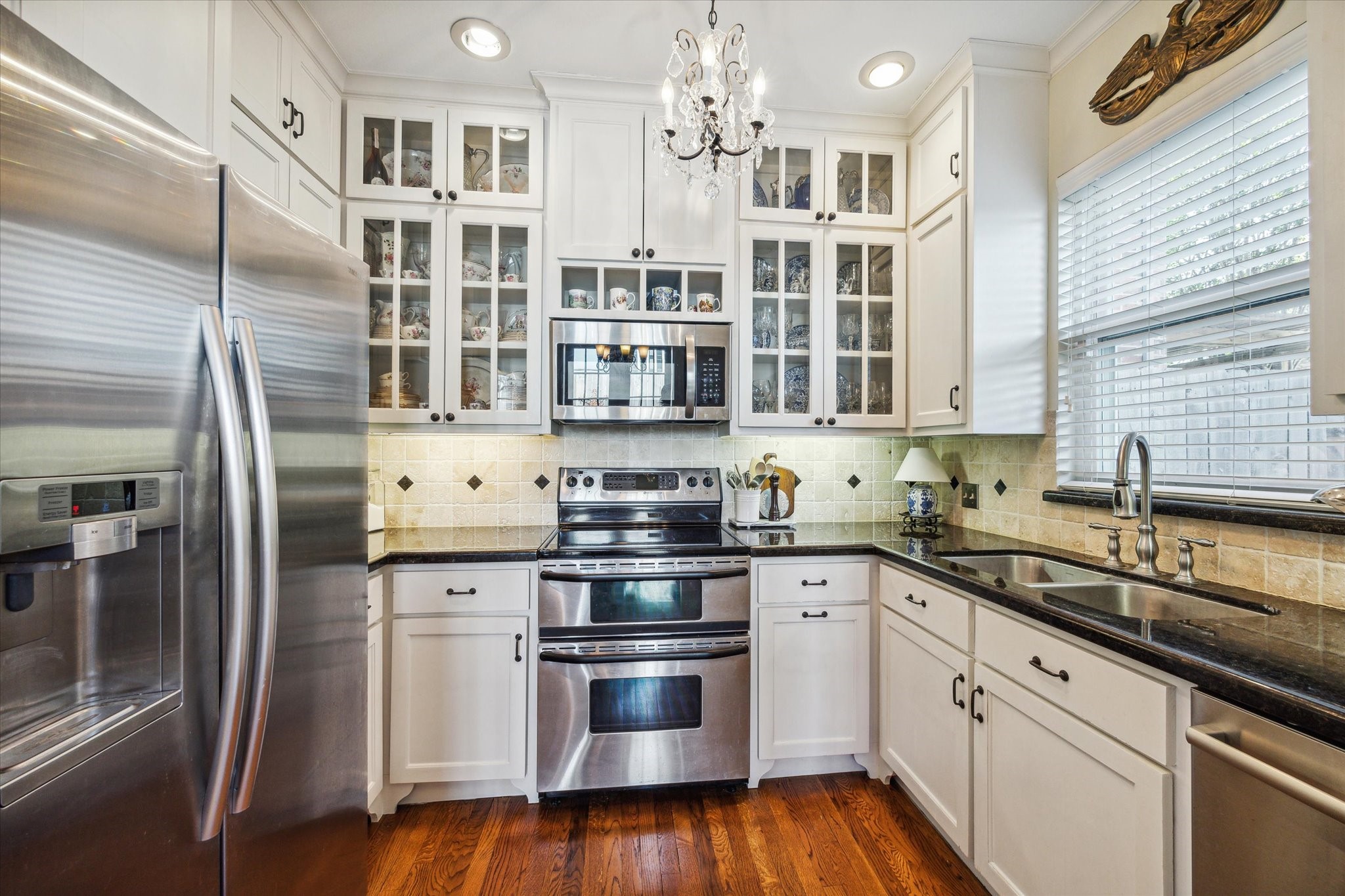 4106 Childress Street Houston, TX 77005 - Photo 7 of 14