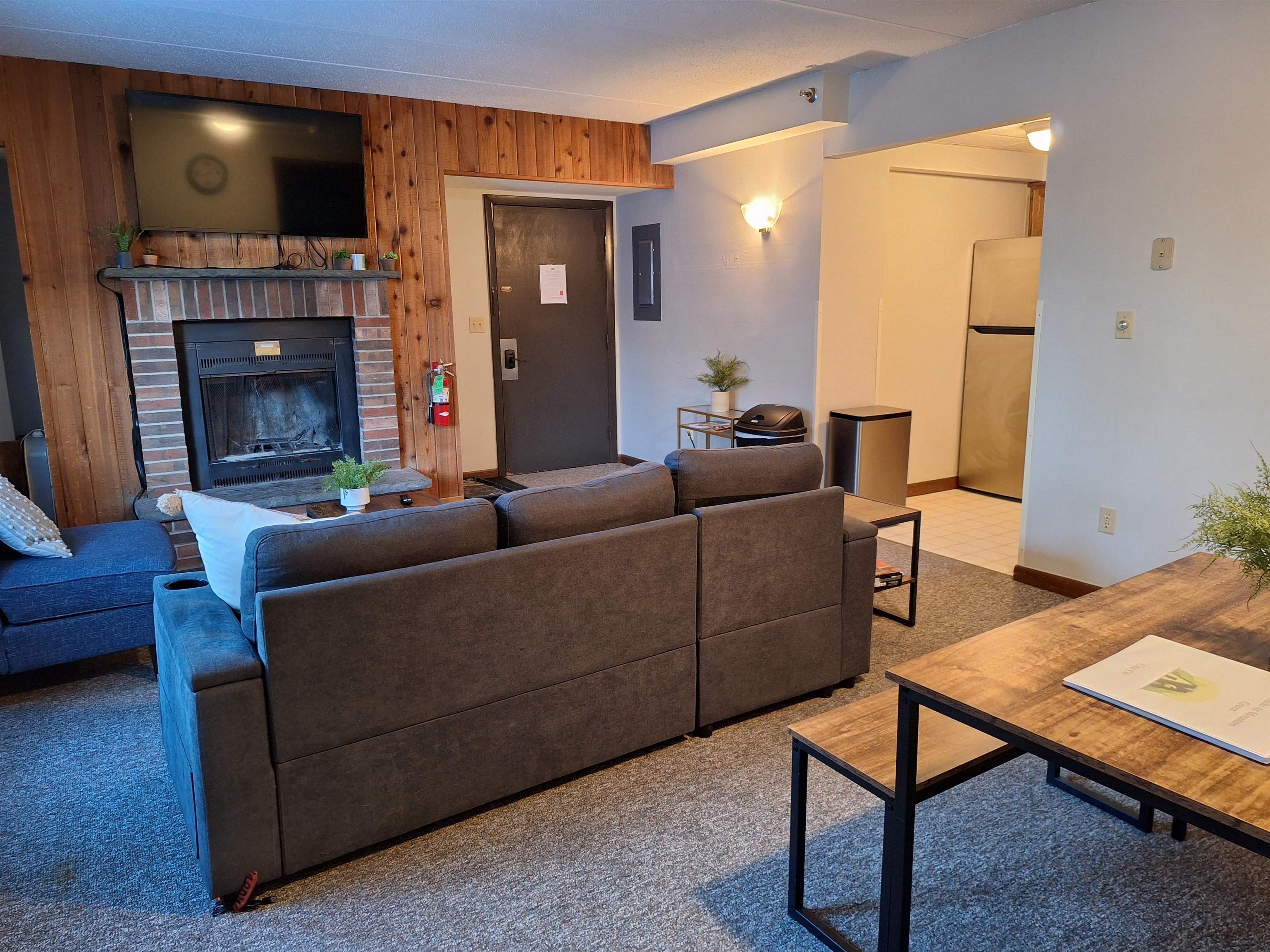 137 East Mountain Road, Unit 2C6 Killington, VT 05751 - Photo 5 of 22 Gallery Image 5