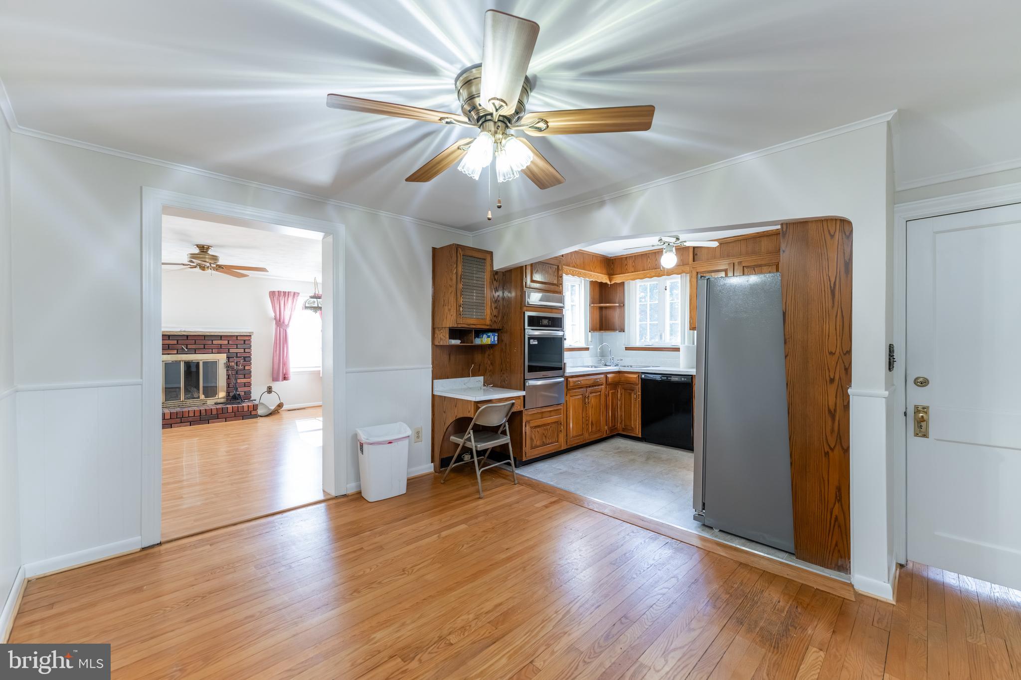 9721 Old Court Road Baltimore, MD 21244 - Photo 12 of 24 Gallery Image 12