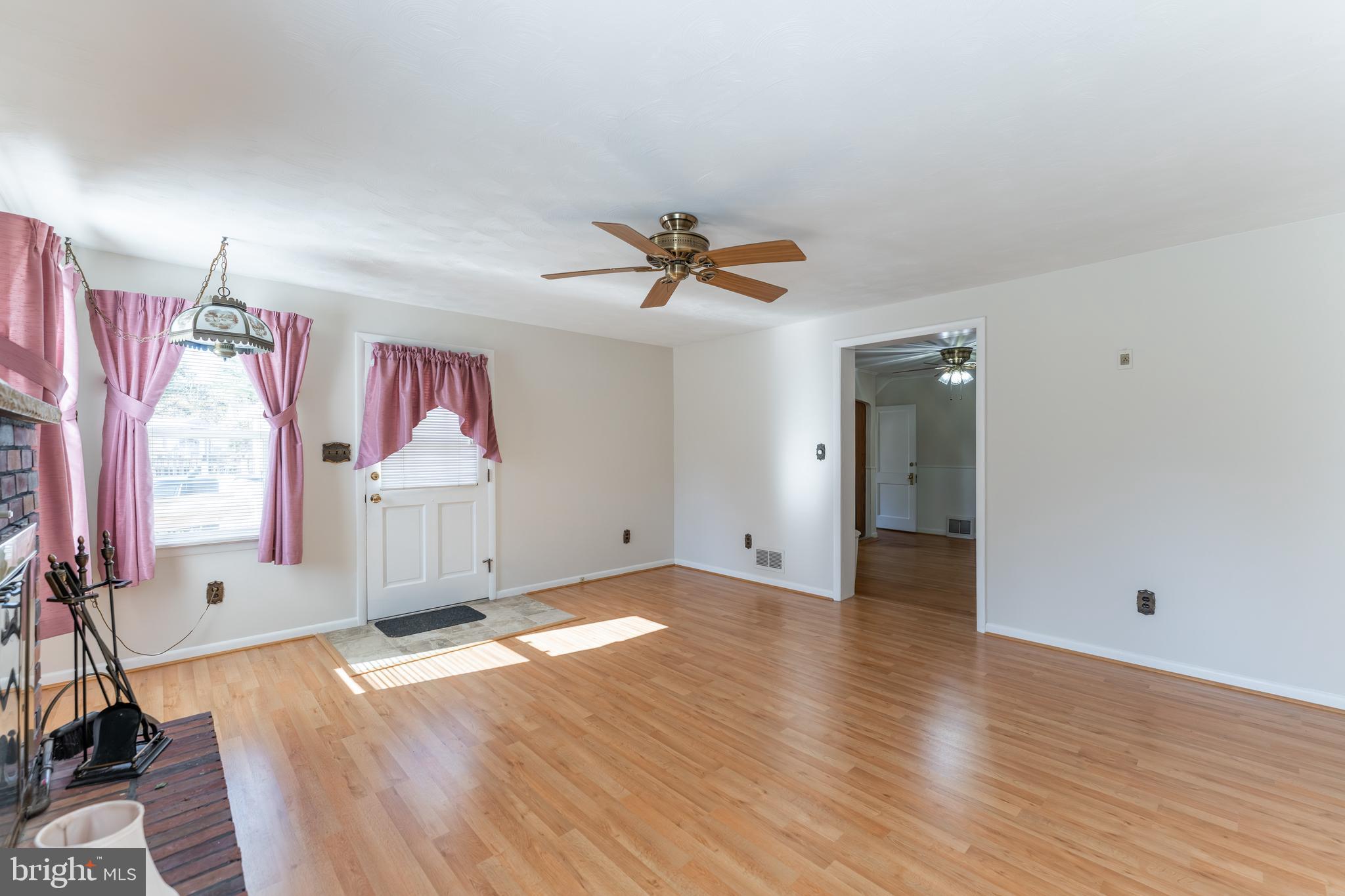 9721 Old Court Road Baltimore, MD 21244 - Photo 8 of 24 Gallery Image 8