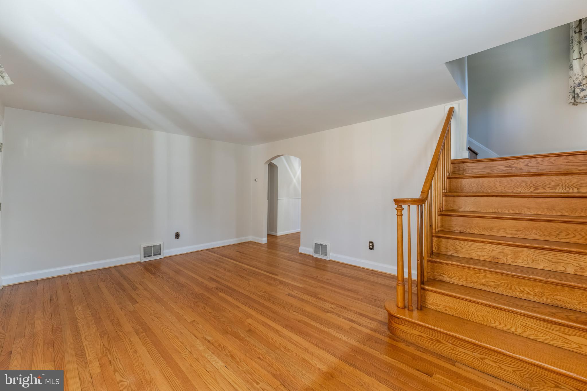 9721 Old Court Road Baltimore, MD 21244 - Photo 9 of 24 Gallery Image 9
