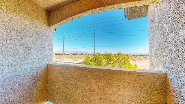 $1,950 | 8985 South Durango Drive, Unit 2024, Las Vegas, NV 89113