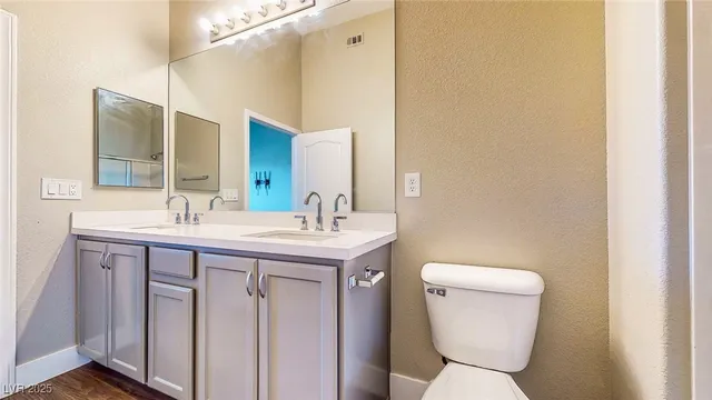 $1,950 | 8985 South Durango Drive, Unit 2024, Las Vegas, NV 89113
