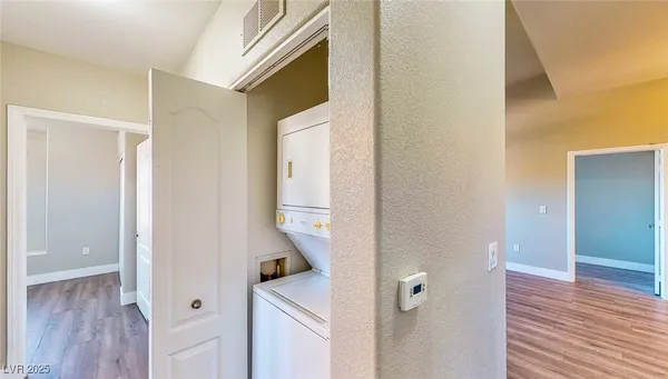 $1,599 | 8985 South Durango Drive, Unit 2024, Las Vegas, NV 89113
