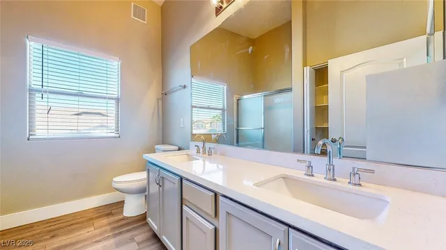 $1,950 | 8985 South Durango Drive, Unit 2024, Las Vegas, NV 89113