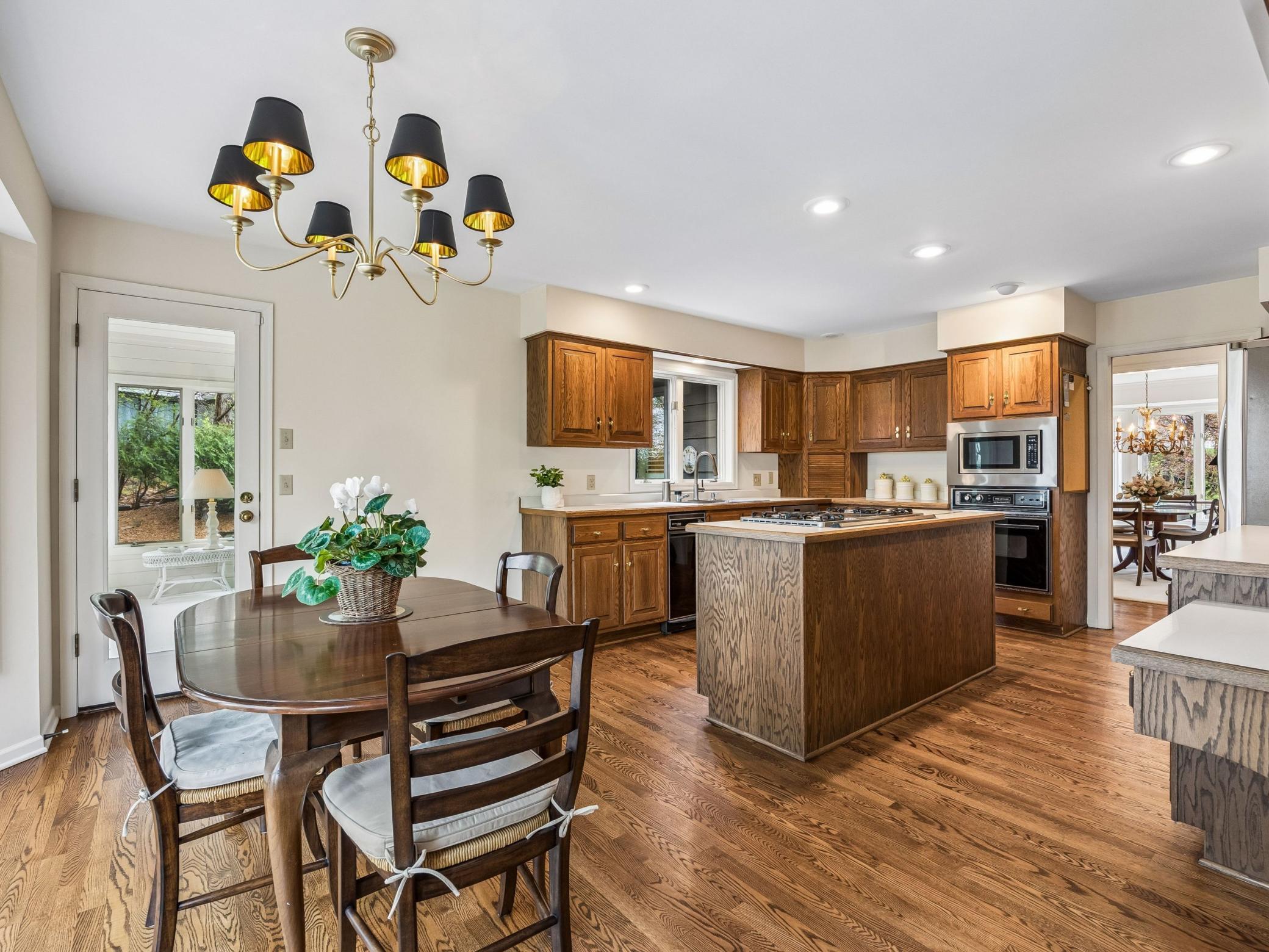 11202 Mt Curve Road Eden Prairie, MN 55347 - Photo 19 of 61