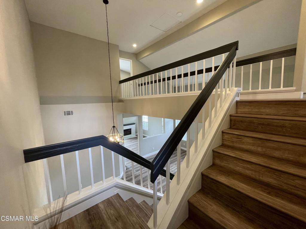 429 Dante Way Oak Park, CA 91377 - Photo 18 of 37 a view of entryway