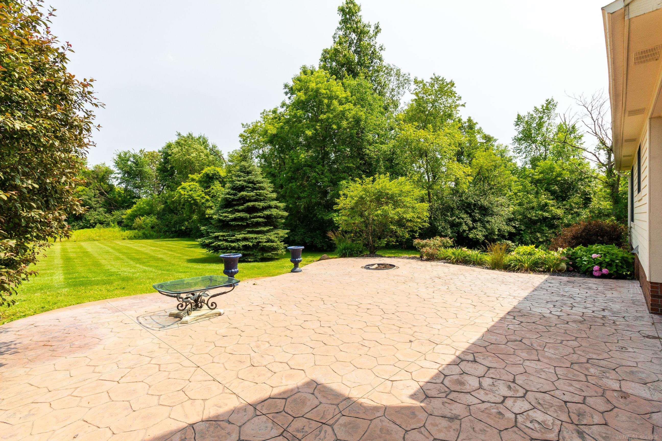 73650 Gould Road Romeo, MI 48065 - Photo 54 of 58 50115045-53.JPG