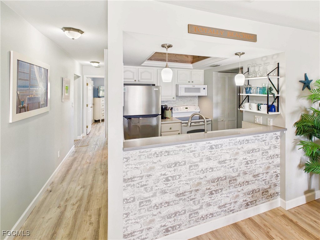 200 Lenell Road, Unit 225 Fort Myers Beach, FL 33931 - Photo 8 of 25