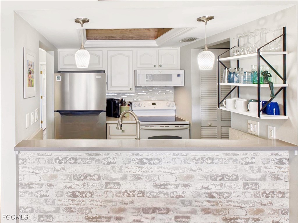 200 Lenell Road, Unit 225 Fort Myers Beach, FL 33931 - Photo 9 of 25