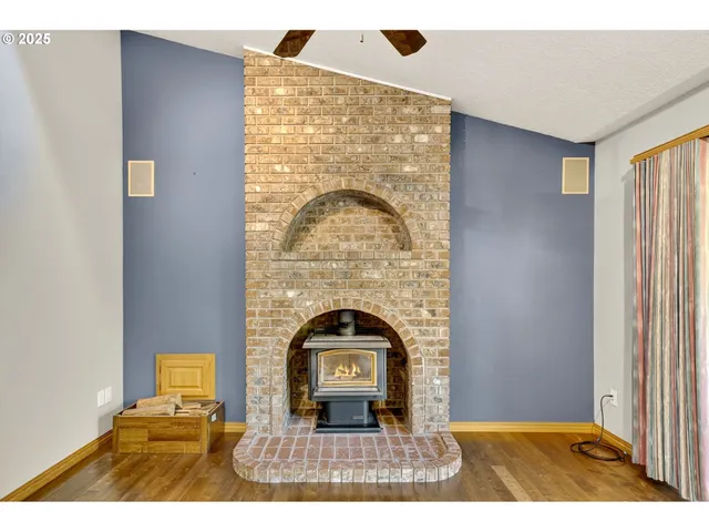 $584,900 | 535 Northeast 24th Street, Gresham, OR 97030