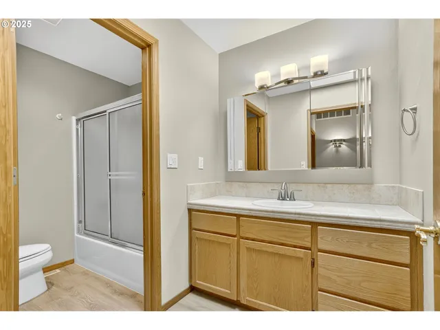 $584,900 | 535 Northeast 24th Street, Gresham, OR 97030