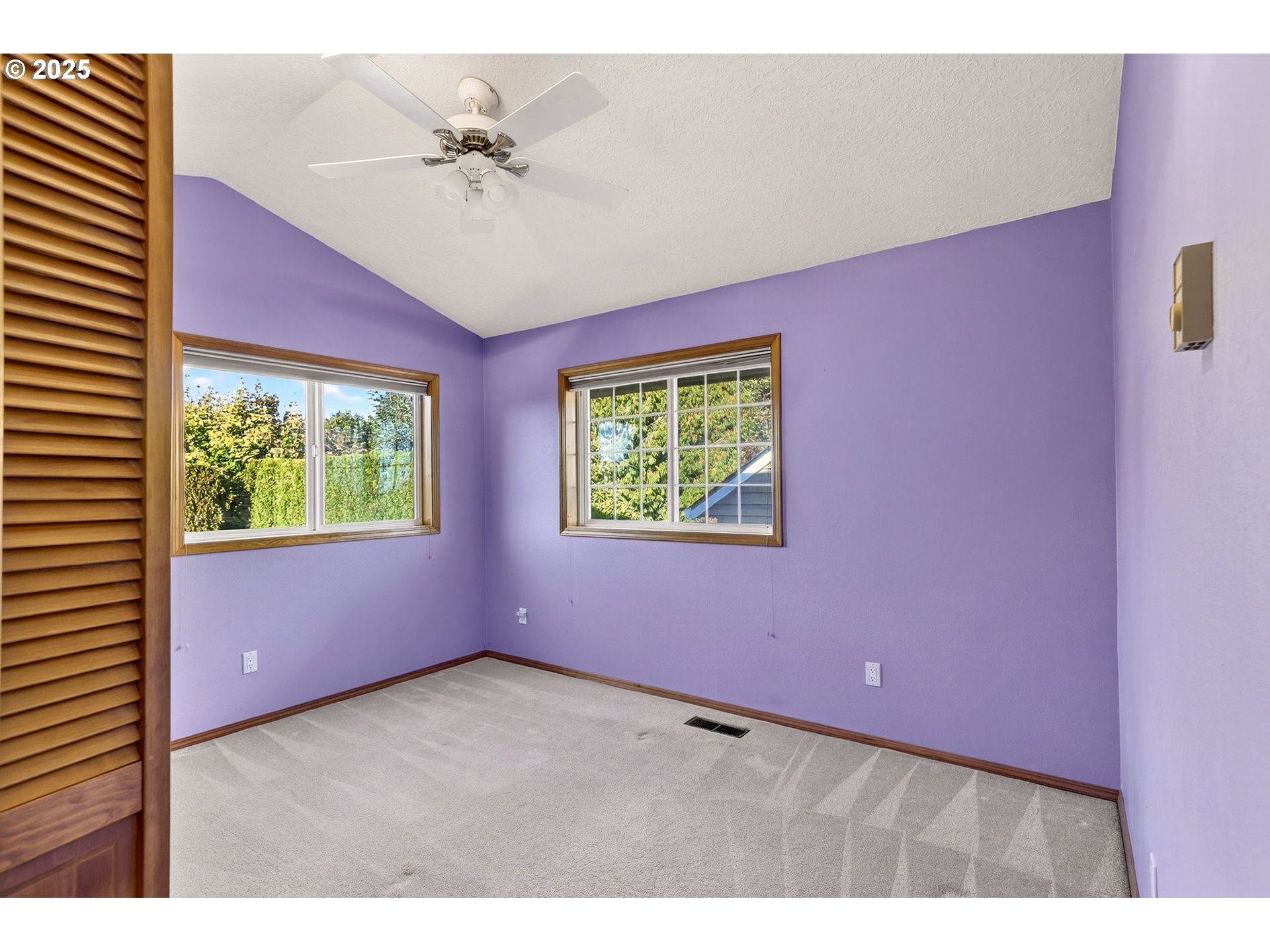 535 Northeast 24th Street Gresham, OR 97030 - Photo 28 of 41 a view of an empty room with a window