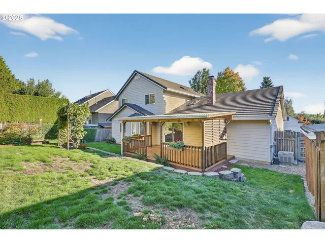 $584,900 | 535 Northeast 24th Street, Gresham, OR 97030