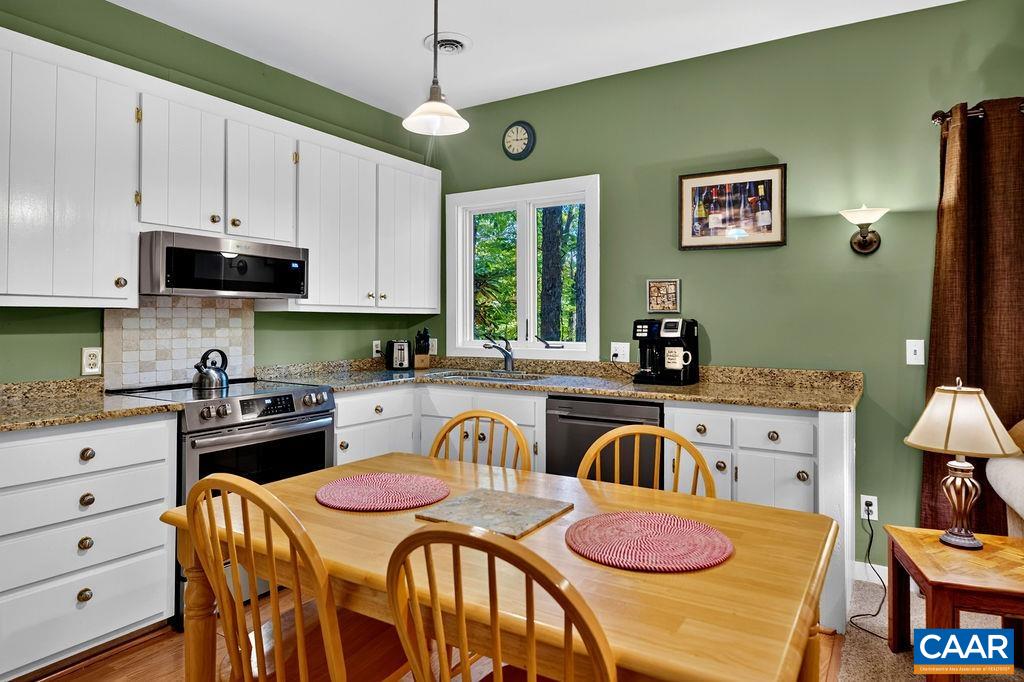 413 Three Ridges Wintergreen, VA 22967 - Photo 8 of 20 Gallery Image 8