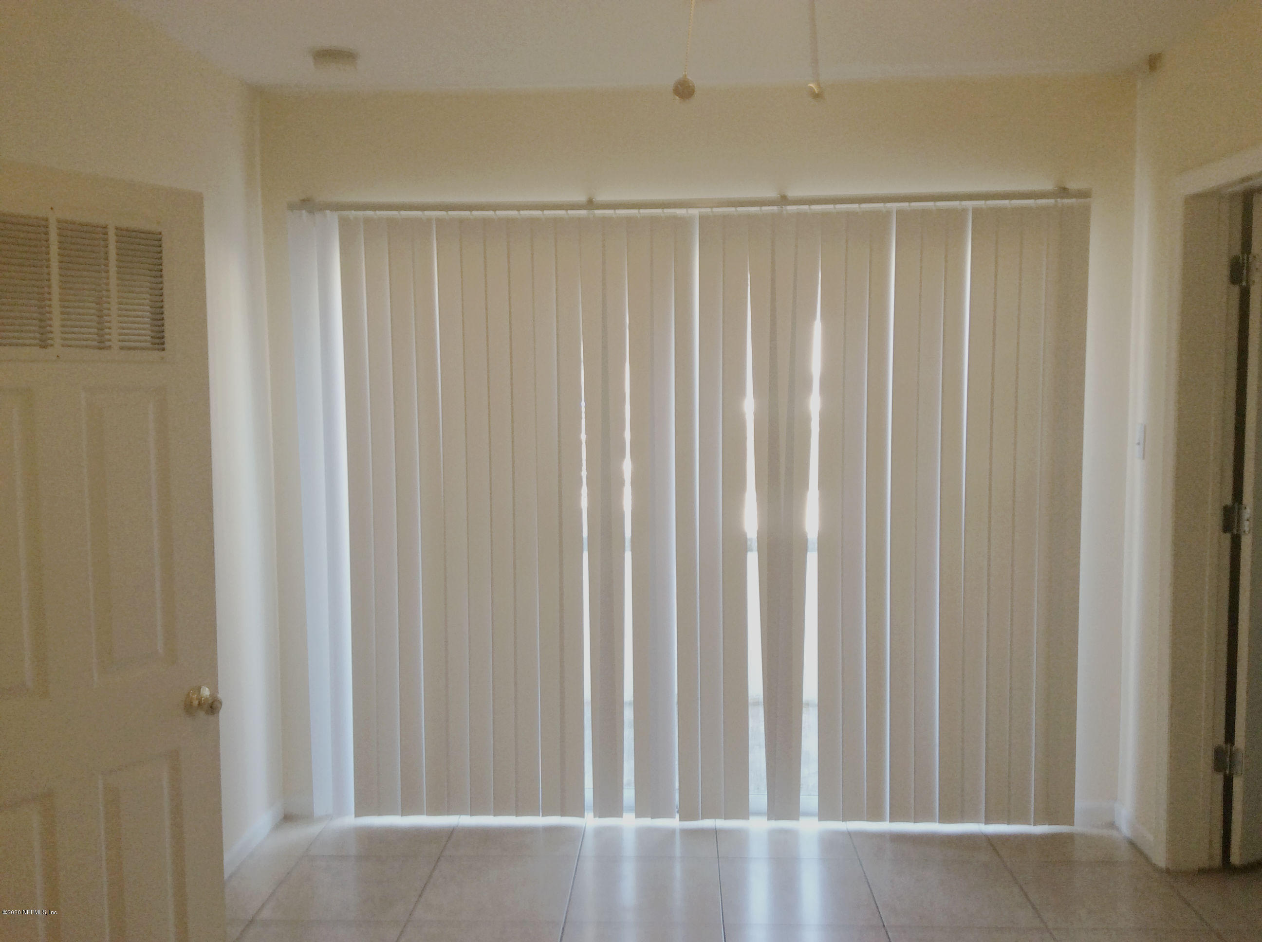 9 Sylvan Drive, Unit B St. Augustine, FL 32084 - Photo 5 of 10 a view of a wooden door