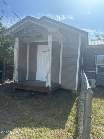 $1,200 | Undisclosed Address, Panama City, FL 32401