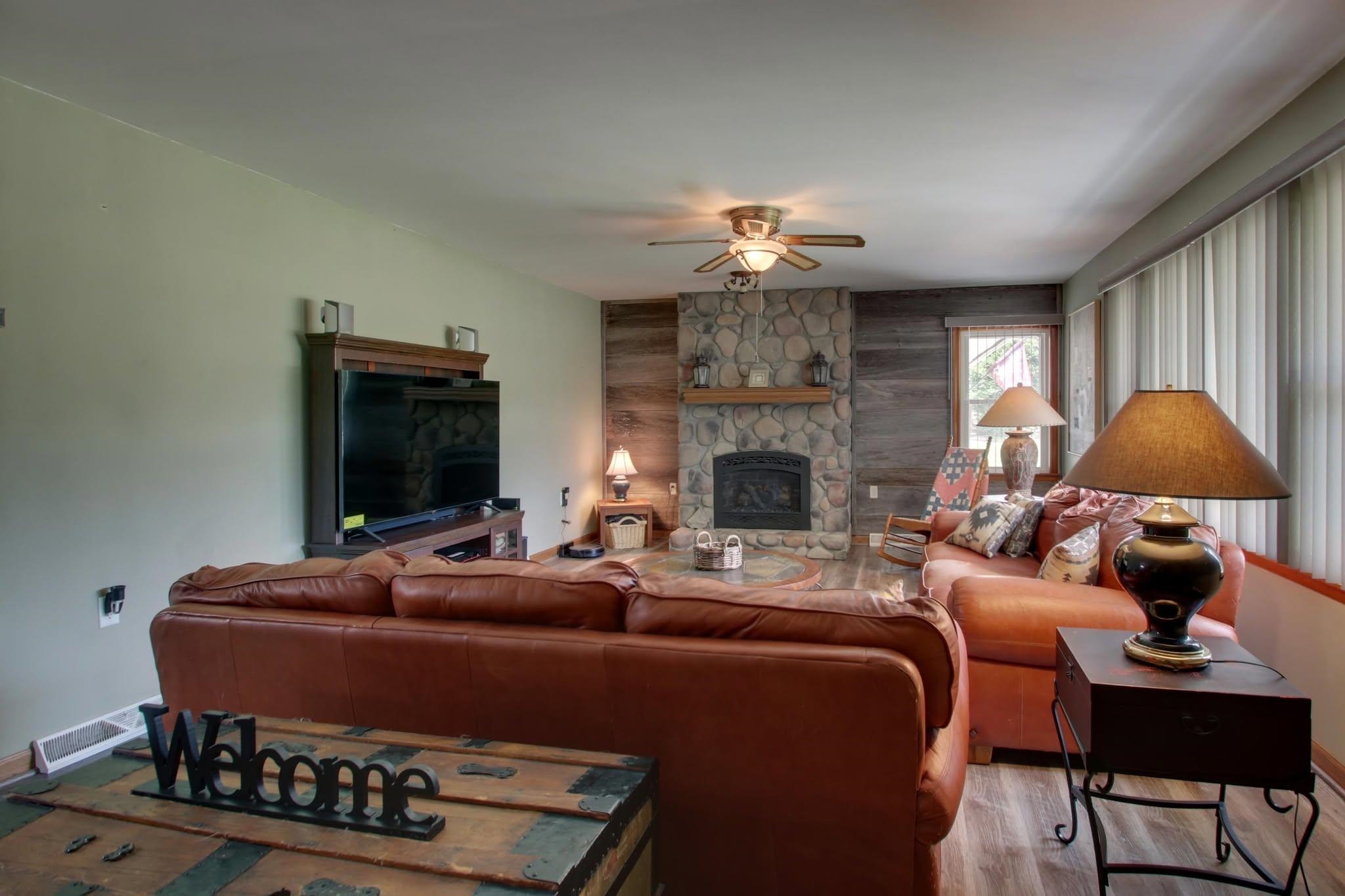 2734 Payson Road Quincy, IL 62305 - Photo 4 of 8