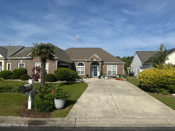 $379,900 | 886 Willow Walk, Calabash, NC 28467