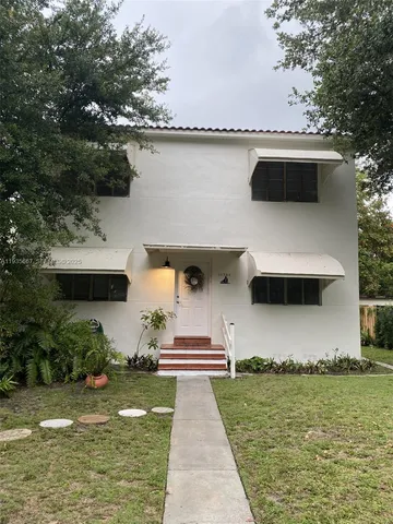 $2,600 | 11701 Northeast 11th Place, Unit 1, Biscayne Park, FL 33161