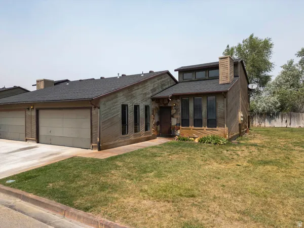 $200,000 | 32 Park Circle, Vernal, UT 84078