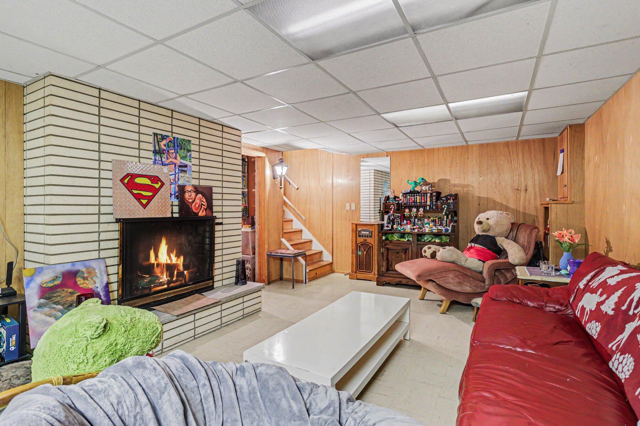 1111 South Clinton Street Charlotte, MI 48813 - Photo 17 of 24 021_file_2854