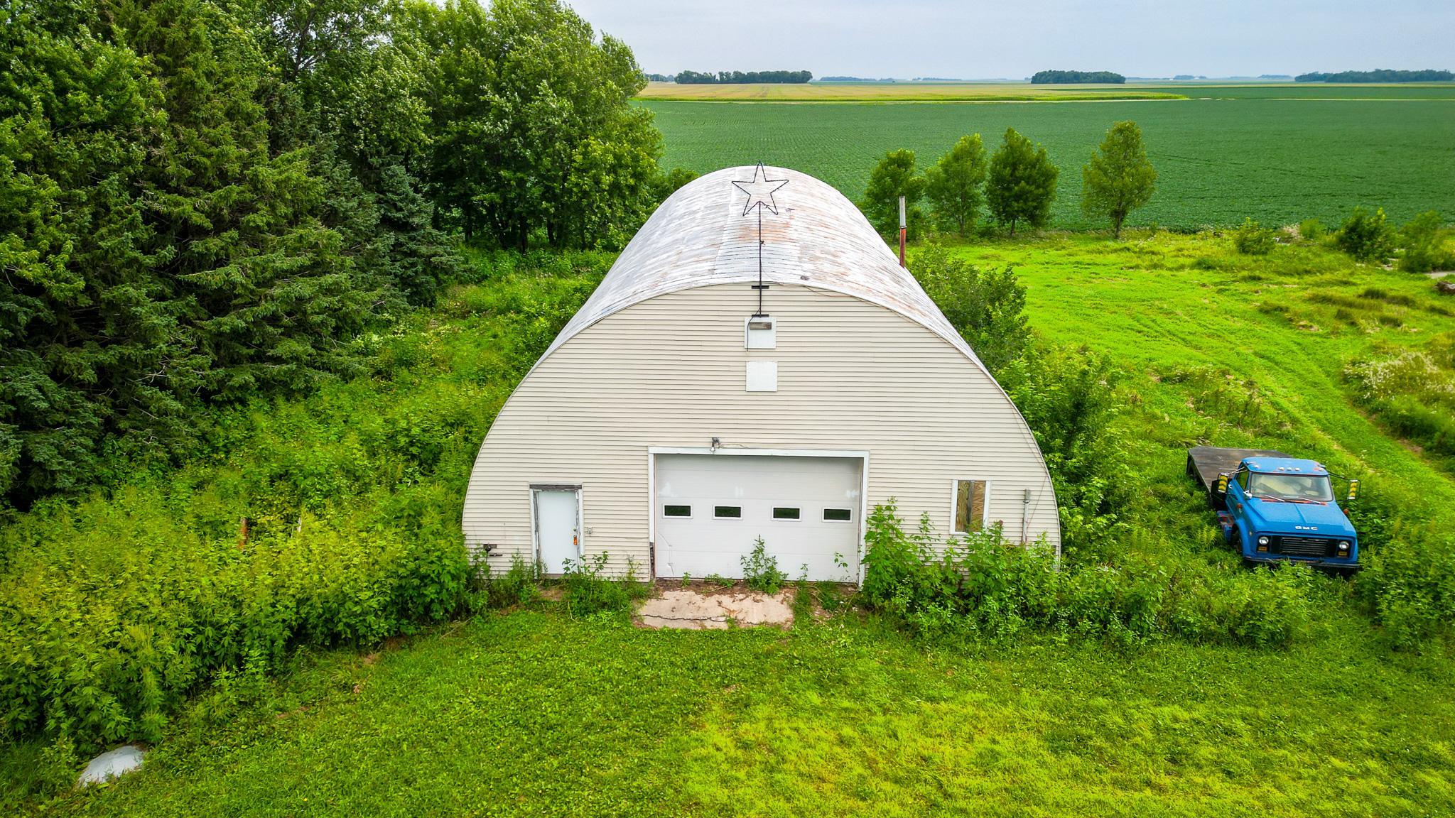 42622 Highway 109 Delavan, MN 56023 - Photo 27 of 32