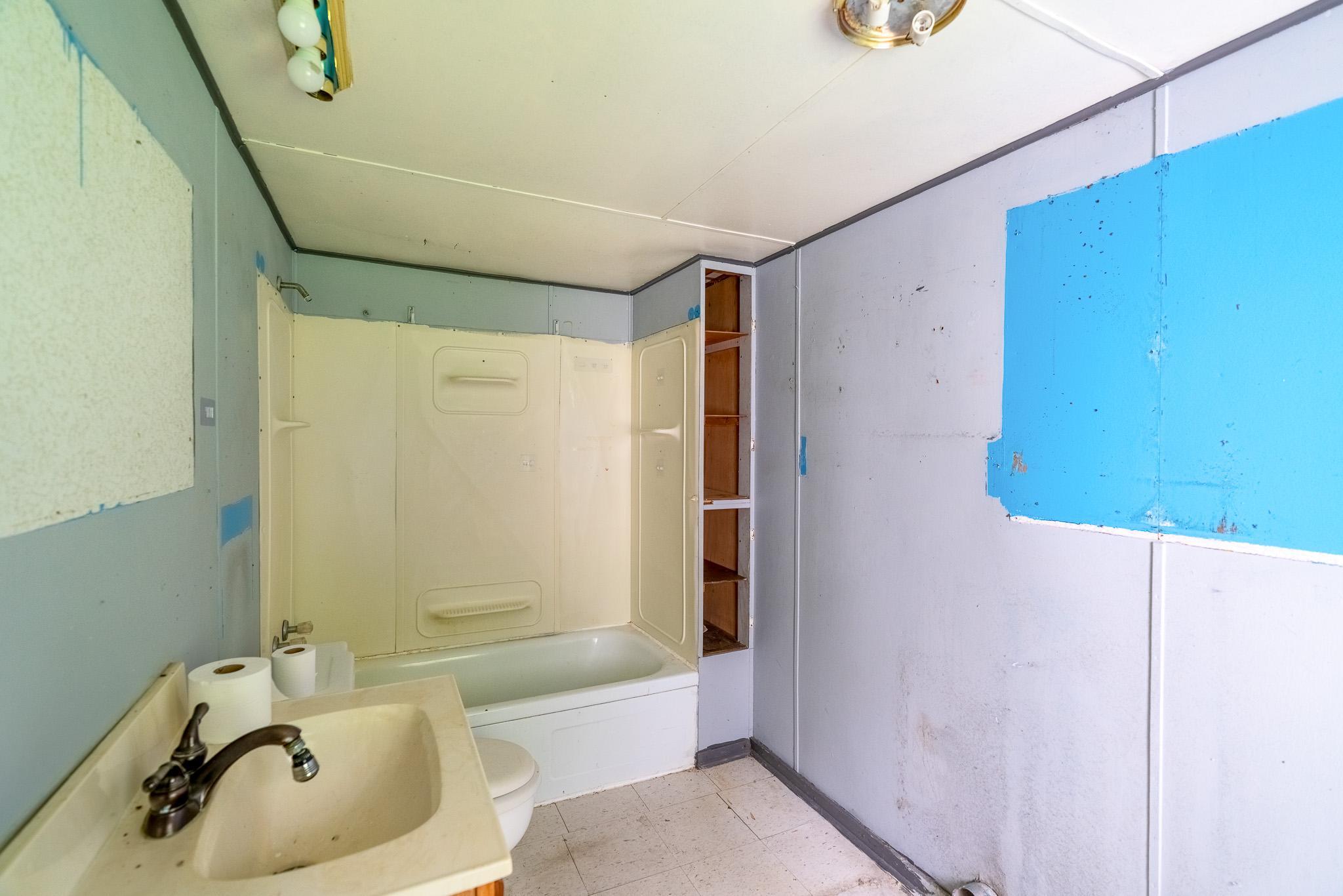 42622 Highway 109 Delavan, MN 56023 - Photo 4 of 32