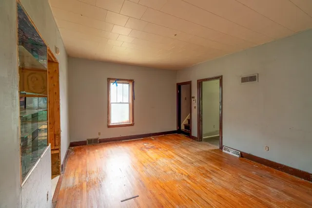 $139,900 | 42622 Highway 109, Delavan, MN 56023