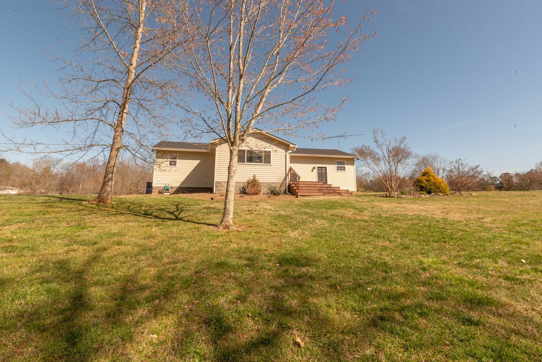 370 Damron Road Estill Springs, TN 37330 - Photo 3 of 27 Gallery Image 3