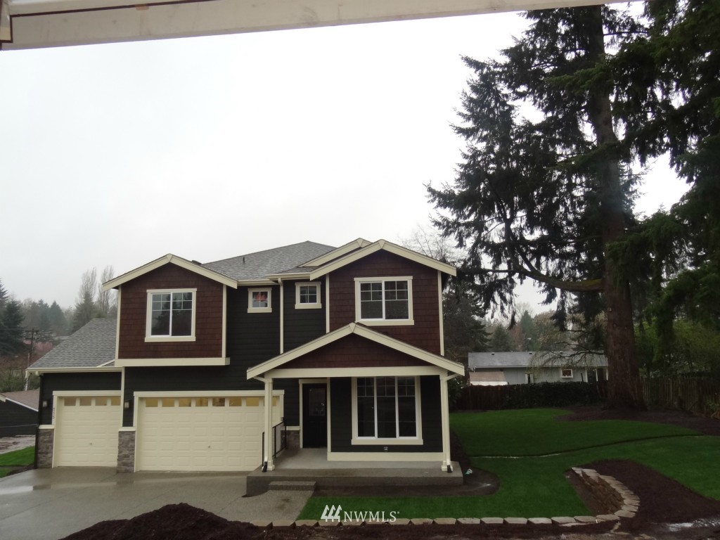 515 218th Street Southwest Bothell, WA 98021 - Photo 3 of 12