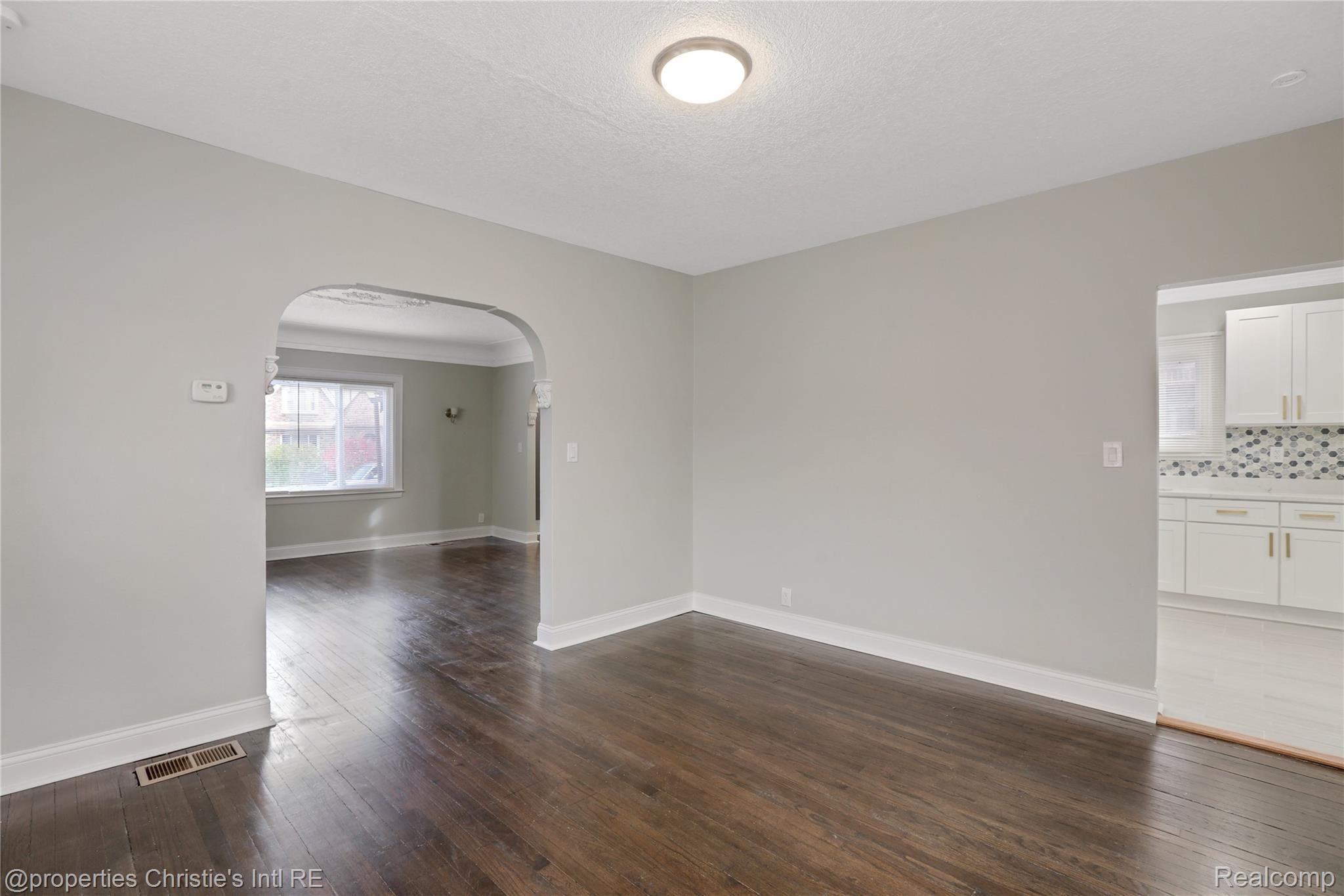 5557 Yorkshire Road Detroit, MI 48224 - Photo 10 of 19 print_5557 Yorkshire Road0011.jpg