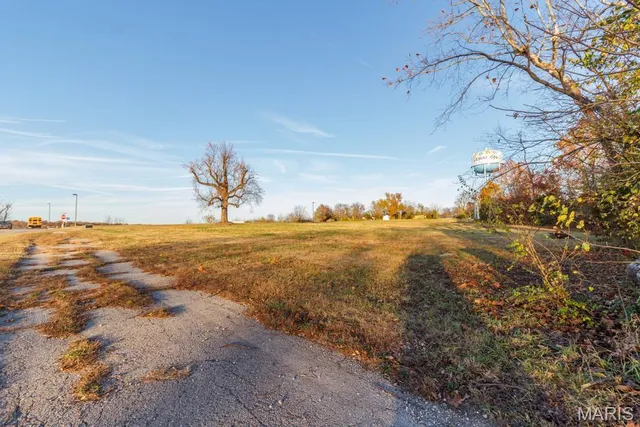 $174,900 | 700 Harwood Avenue, Unit TRACT A, Lebanon, MO 65536