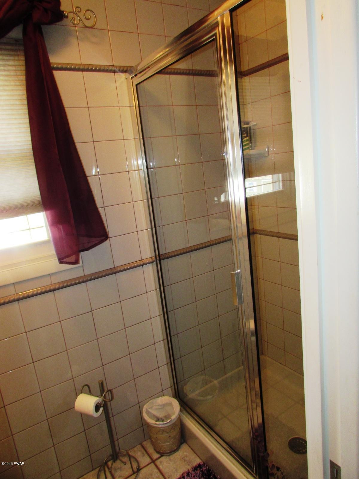 202 T Rt 351 Moscow, PA 18444 - Photo 26 of 38 Gallery Image 26