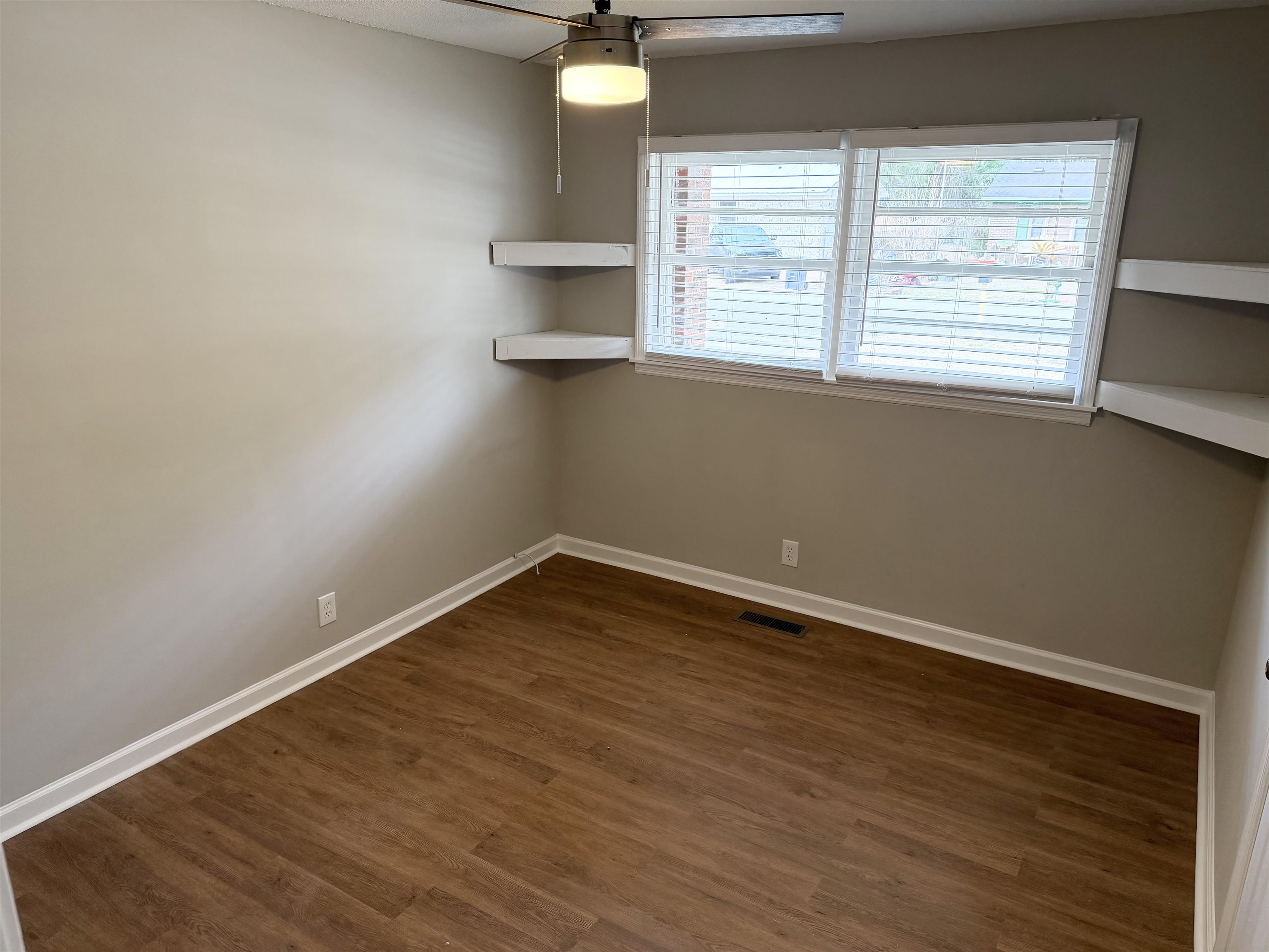 313 Dickson Heights Marion, SC 29571 - Photo 6 of 10