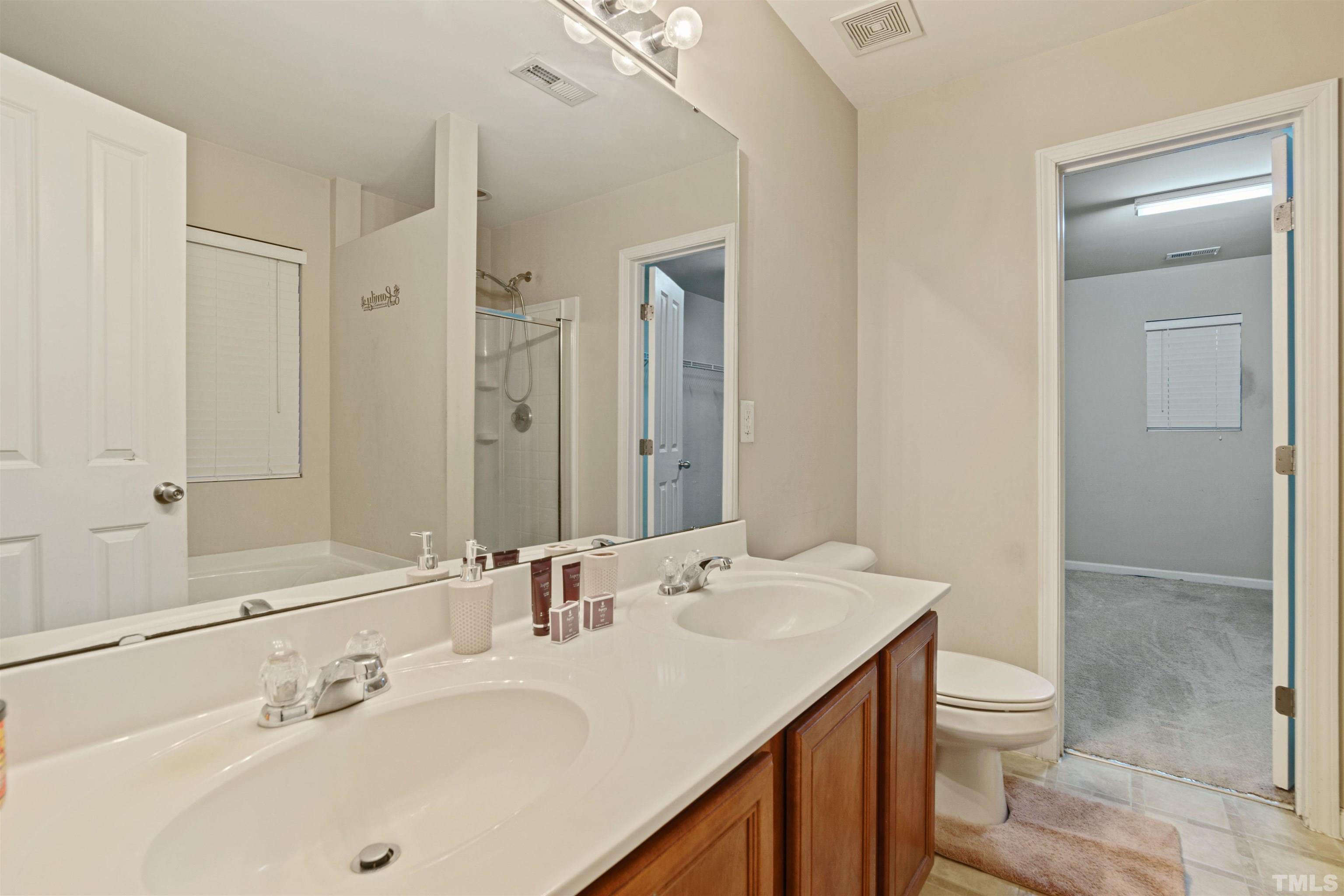 6867 Horseback Lane Raleigh, NC 27610 - Photo 11 of 15
